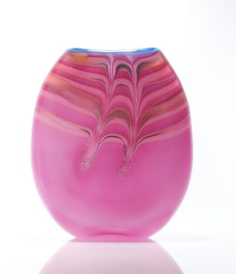 pinke Vase mit Kammzug-Dekor